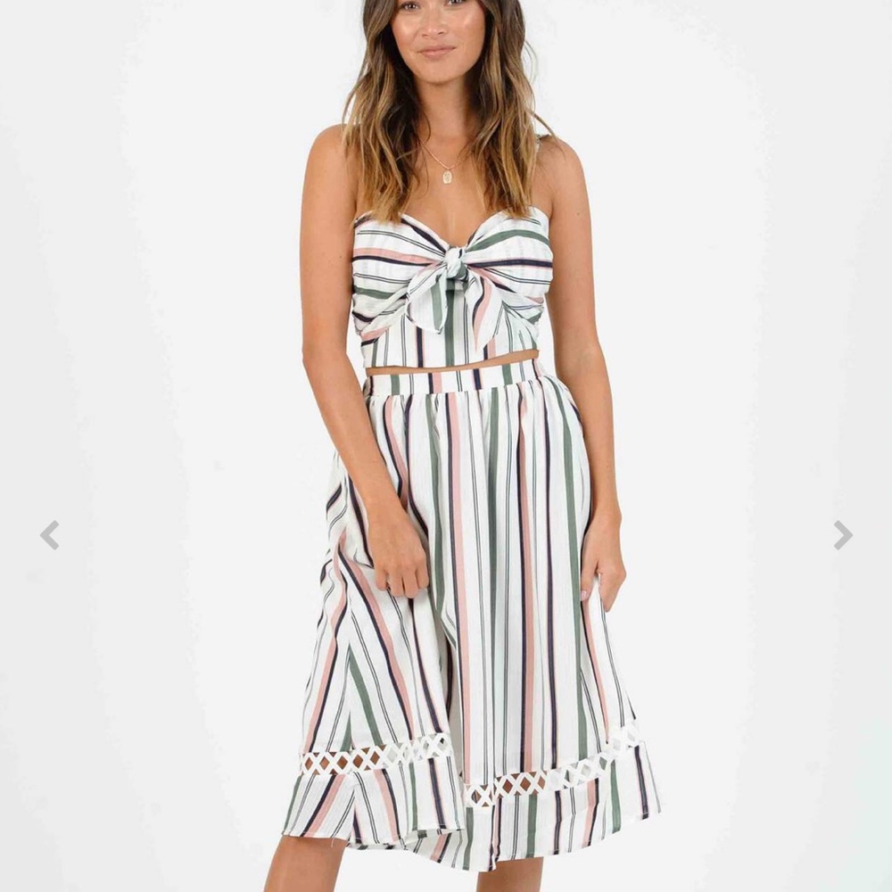 Skirt and top set